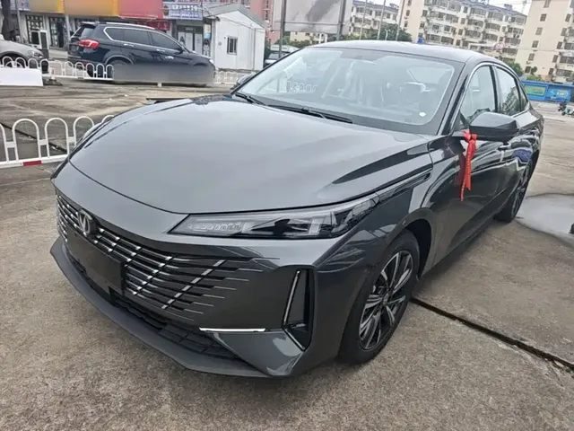Changan Eado 2025 Blue Whale 1.5T 500Bar Premium