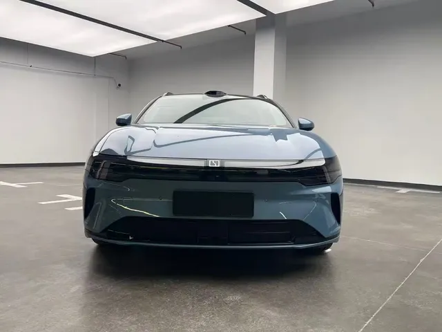 ZEEKR 007GT 2025 AWD Smart Drive 75kWh