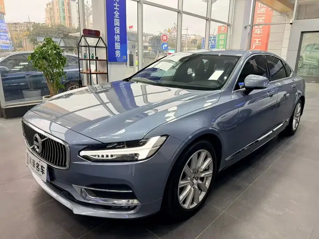 Volvo S90 2020 T5 Momentum Luxury Edition