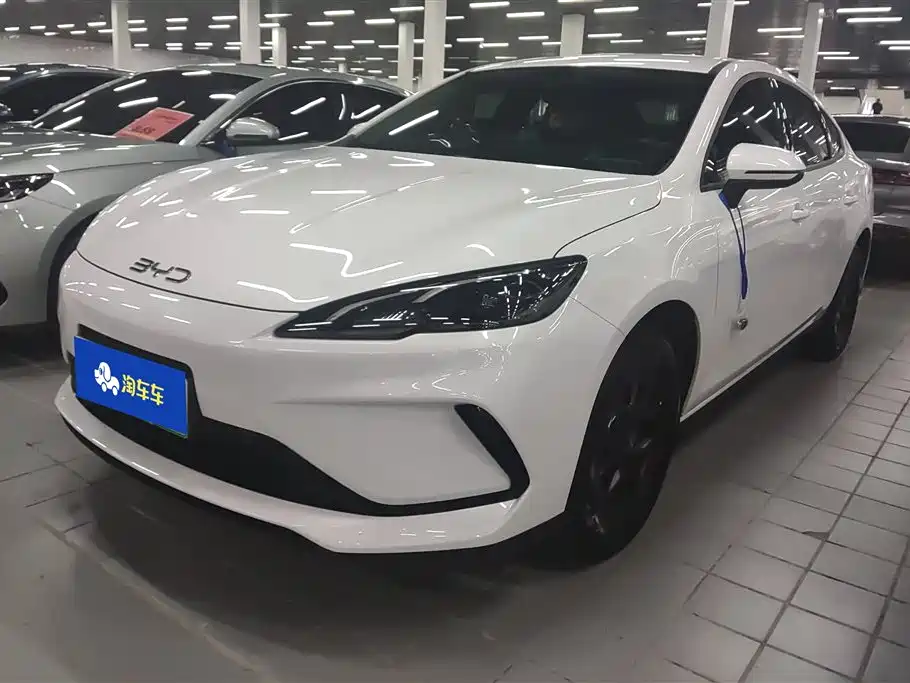 BYD Hai Bao 05 DM-i 2026 DM-i 128KM Luxury