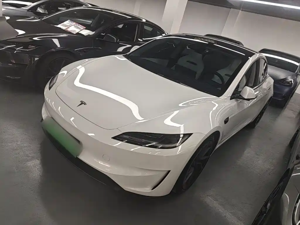 Tesla Model 3 2024 High-Performance All-Wheel Drive Edition