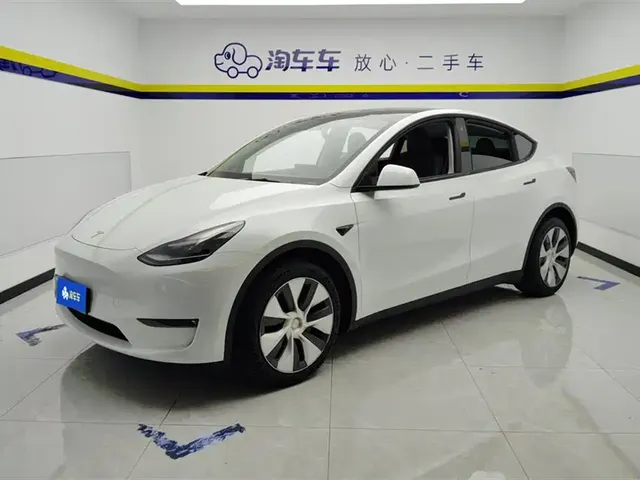 Tesla Model Y 2022 Facelift Long Range All-Wheel Drive Version