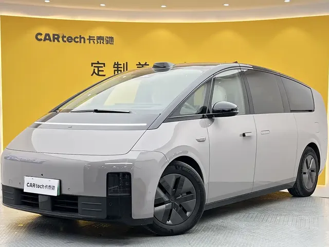 Li Auto MEGA 2024 Ultra