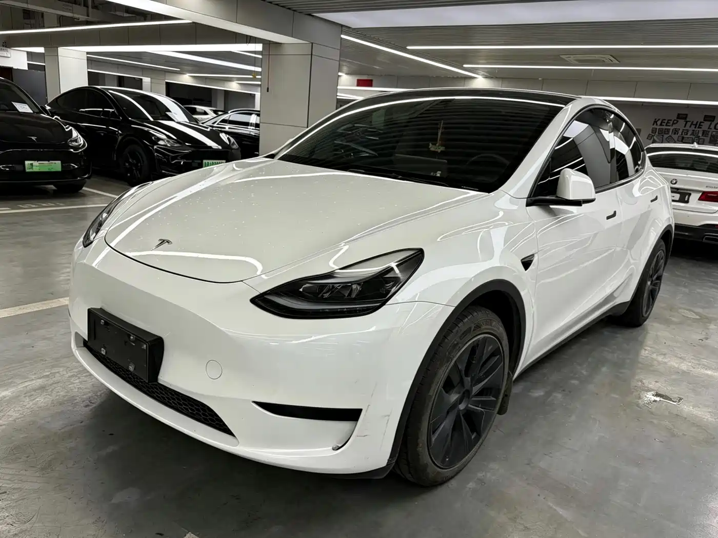 Tesla Model Y 2024 Rear-Wheel Drive Version