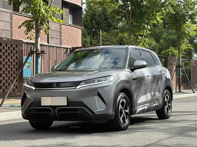 BYD Yuan UP 2024 401KM Leading Edition