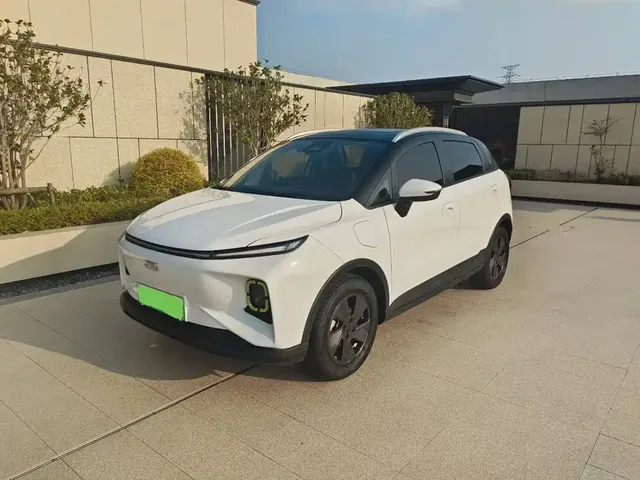 Geely Geometry E Firefly 2023 401KM Thunderbolt Tiger 5-Seater