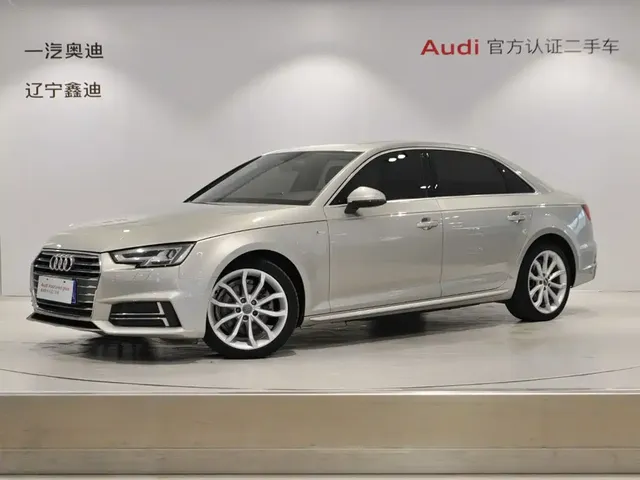 Audi A4L 2018 30th Anniversary 40 TFSI Fashion