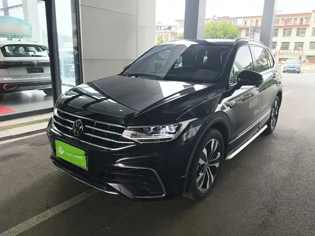 Volkswagen Tiguan L 2025 330TSI Automatic 2WD R-Line Dragon Glory Edition