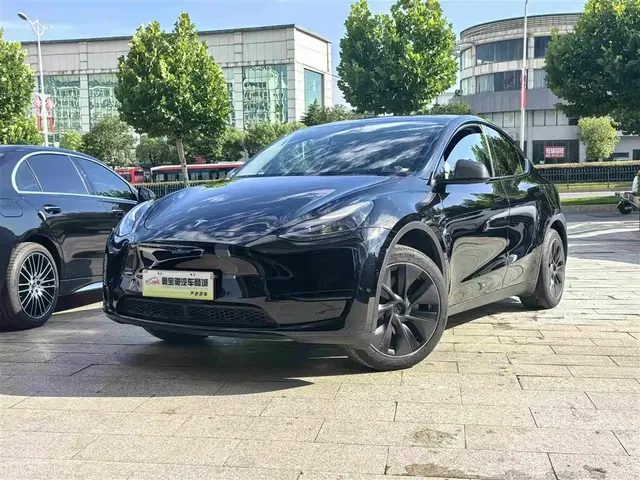 Tesla Model Y 2022 Facelift Rear-Wheel Drive Version