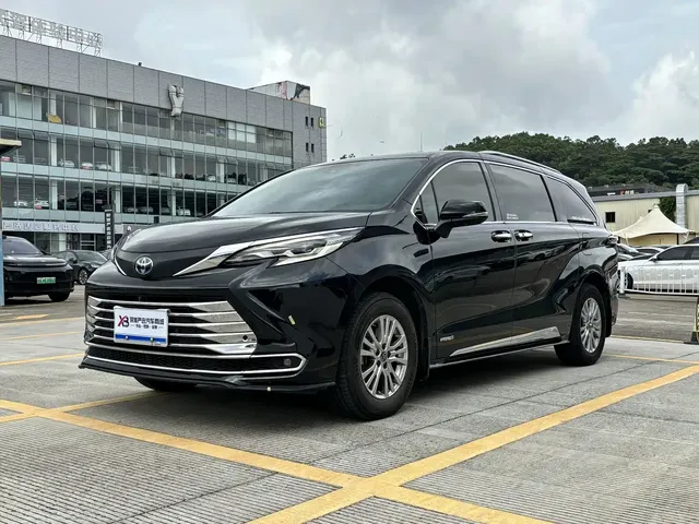 Toyota Sienna 2021 2.5L Hybrid Comfort Edition