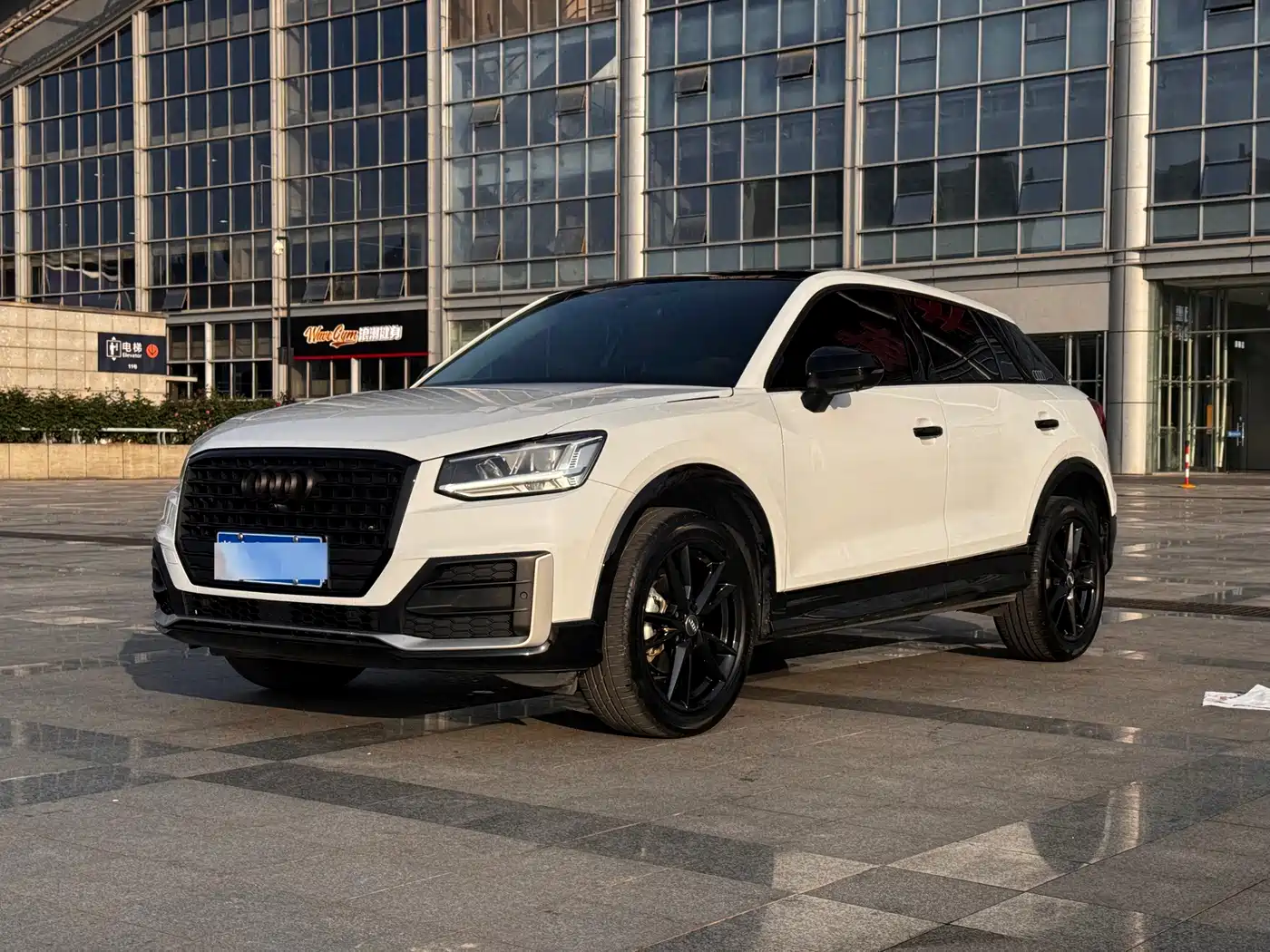 Audi Q2L 2021 Model 35 TFSI Fashion Dynamic