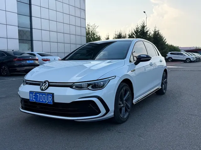 Volkswagen Golf 2023 Model 280TSI DSG R-Line