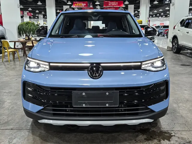 Volkswagen Tharu 2025 Model Rising Star 300TSI Aspiration Edition