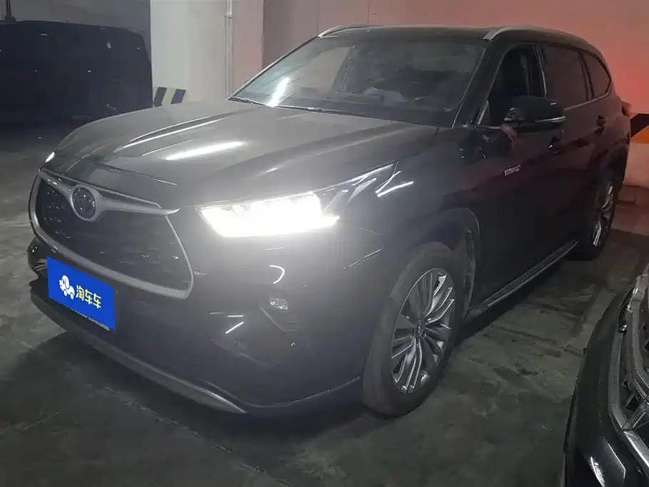 Toyota Highlander 2022 Model Dual Engine 2.5L 4WD Premium Edition 7-Seater