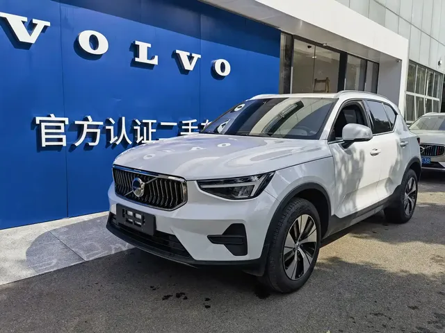 Volvo XC40 2024 B3 Smart Elite Luxury Edition