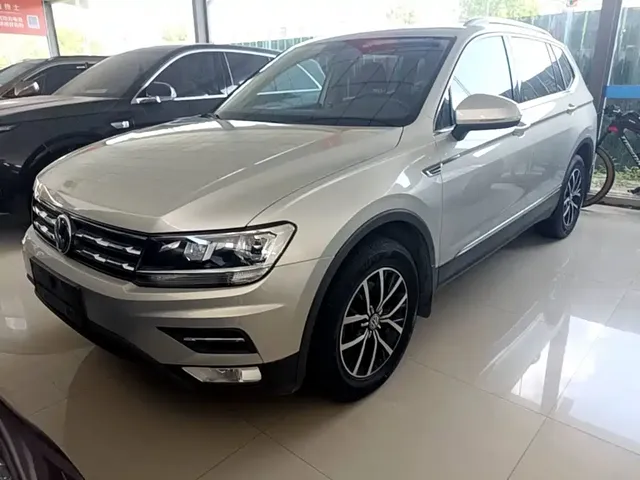 Volkswagen Tiguan L 2018 Facelift 330TSI Automatic 2WD Luxury Edition