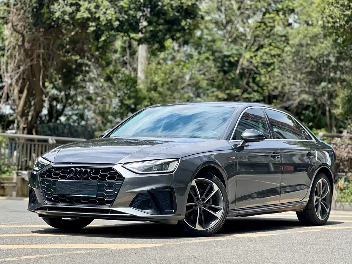 Audi A4L 2020 40 TFSI Fashion Dynamic Edition