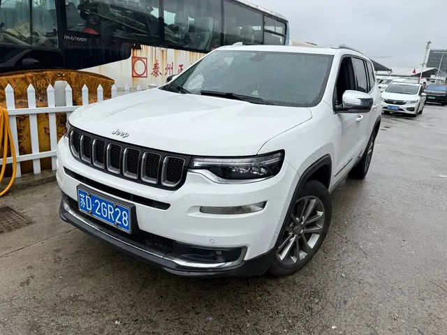 Jeep Grand Commander 2018 2.0T AWD Premium Navigation Edition (China V)
