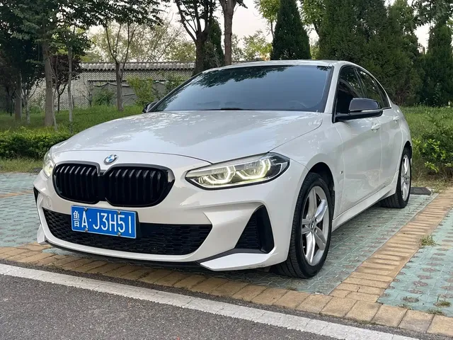 BMW 1 Series 2021 125i M Sport Black Night Edition