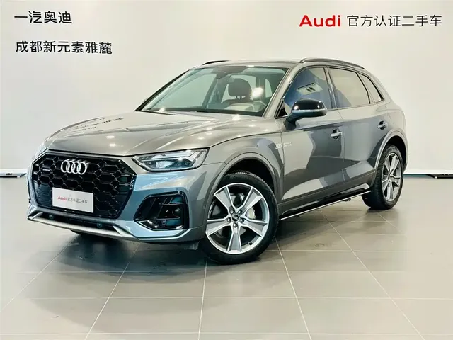 Audi Q5L 2020 Facelift 40 TFSI Honor Fashion