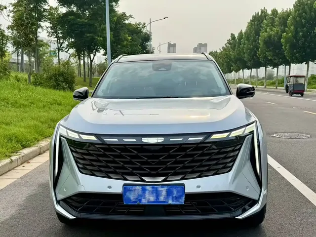 Geely Boyue L 2023 1.5TD DCT Premium