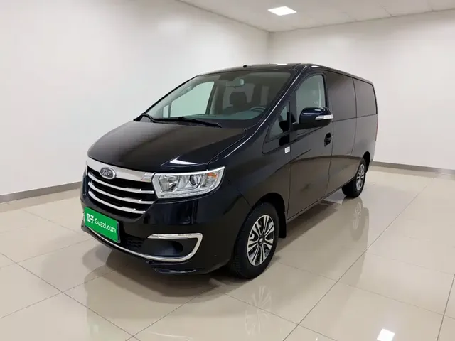 JAC Refine M3 2025 PLUS 1.5T Manual Classic 7-Seater
