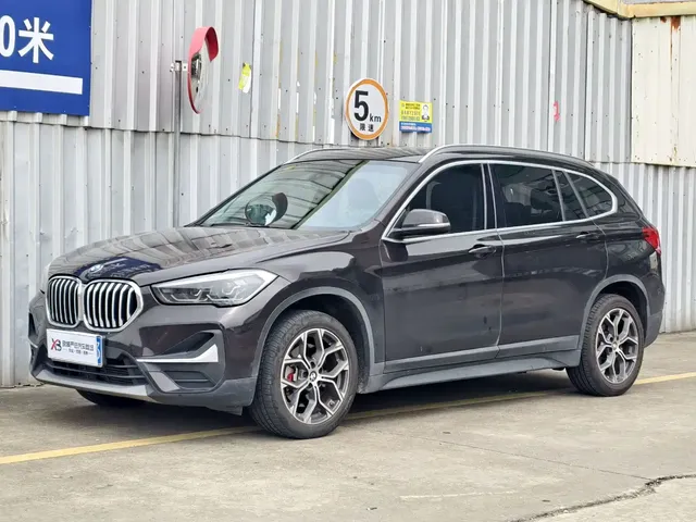 BMW X1 2021 sDrive25Li Leading