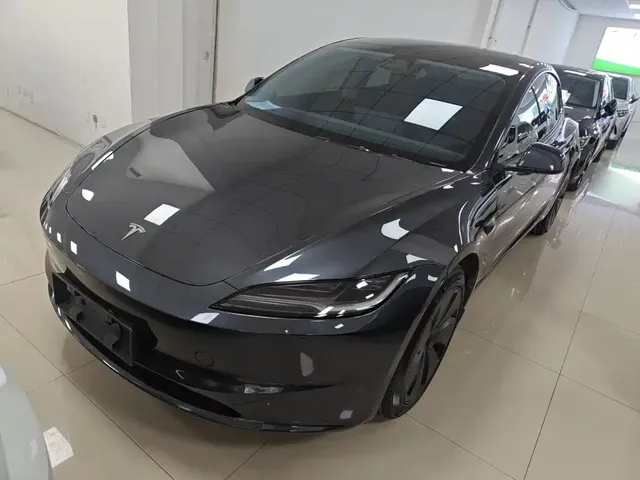Tesla Model 3 2023 Rear-Wheel Drive