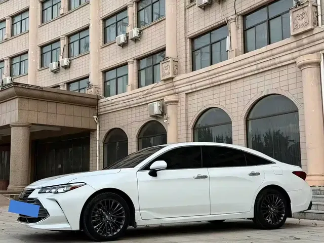 Toyota Avalon 2022 2.0L XLE Premium