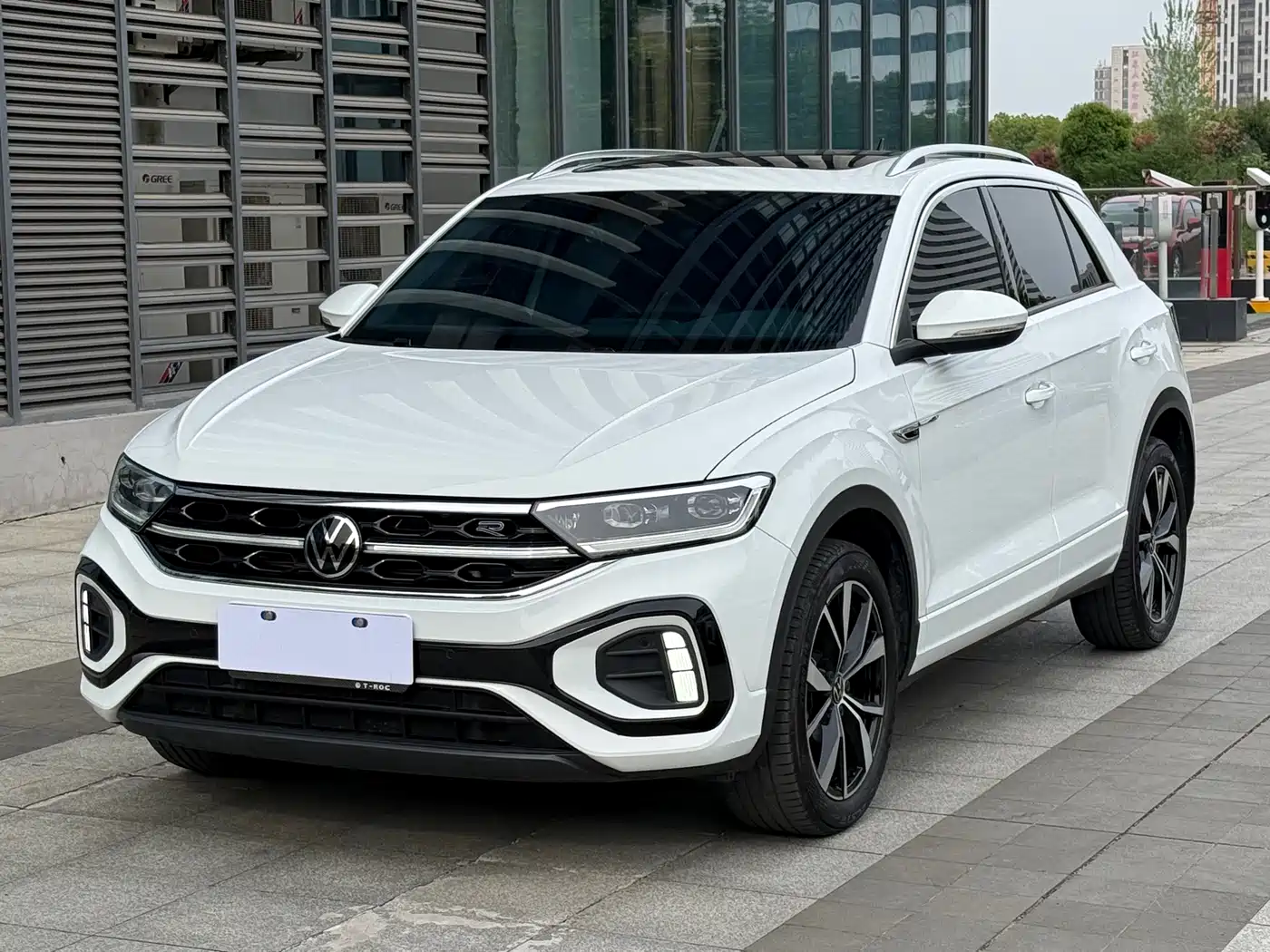 Volkswagen T-ROC 2024 300TSI DSG 2WD Morning Light Edition