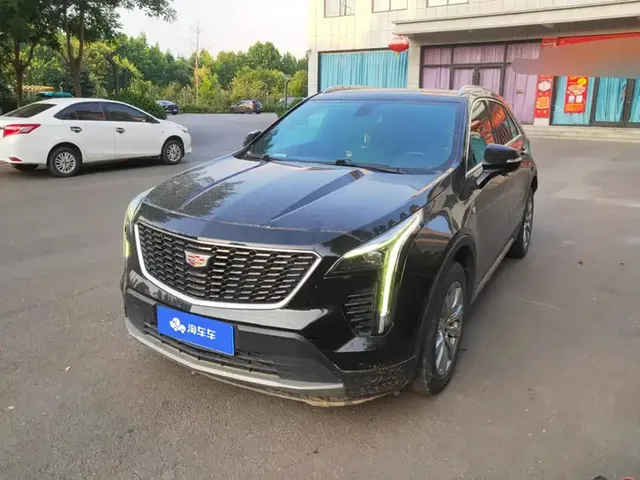 Cadillac XT4 2021 28T FWD Premium Edition