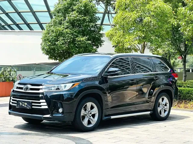 Toyota Highlander 2021 2.0T AWD Luxury 7-Seater