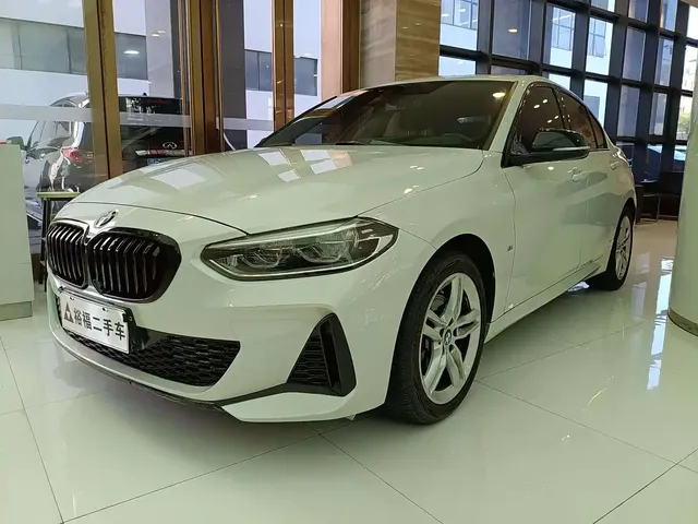 BMW 1 Series 2021 Facelift 120i M Sport Shadow Edition