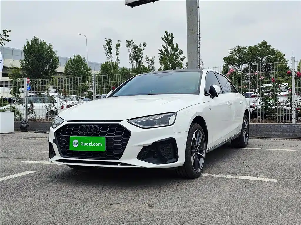Audi A4L 2020 40 TFSI Fashion Dynamic Edition