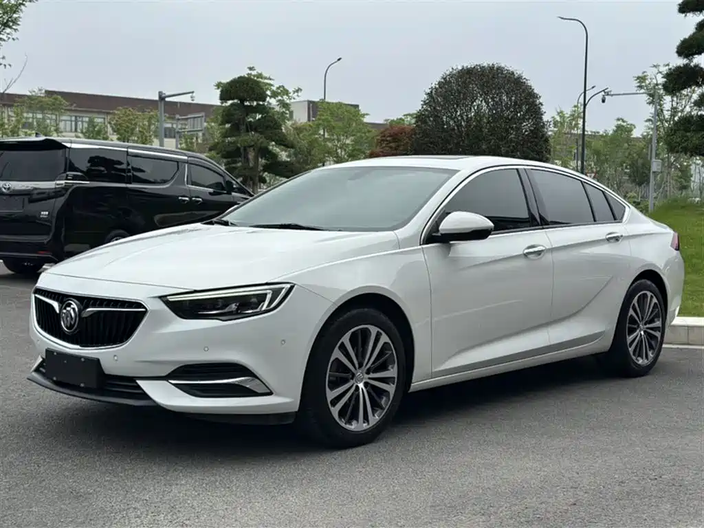 Buick Regal 2019 28T Premium China VI