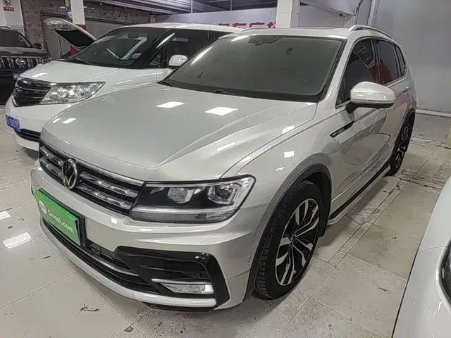 Volkswagen Tiguan L 2021 330TSI Automatic 2WD R-Line Premium