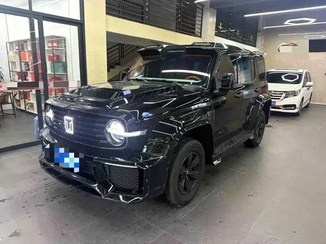 Tank 300 2025 2.0T Conqueror