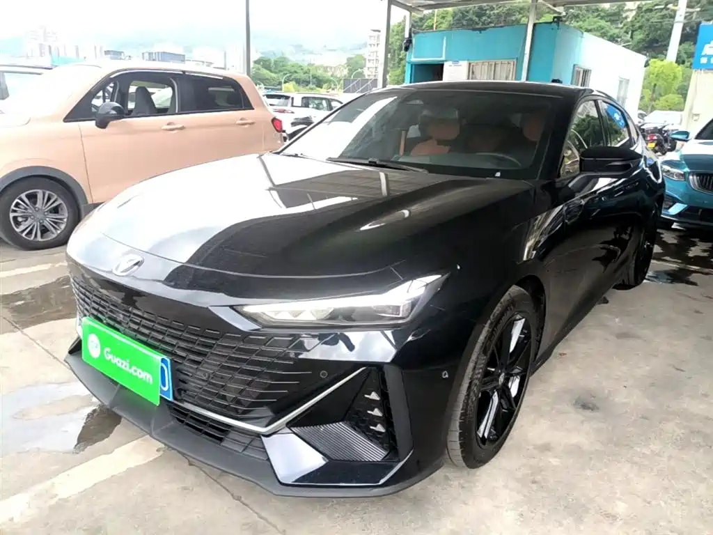 Changan UNI-V 2022 1.5T Sport Edition