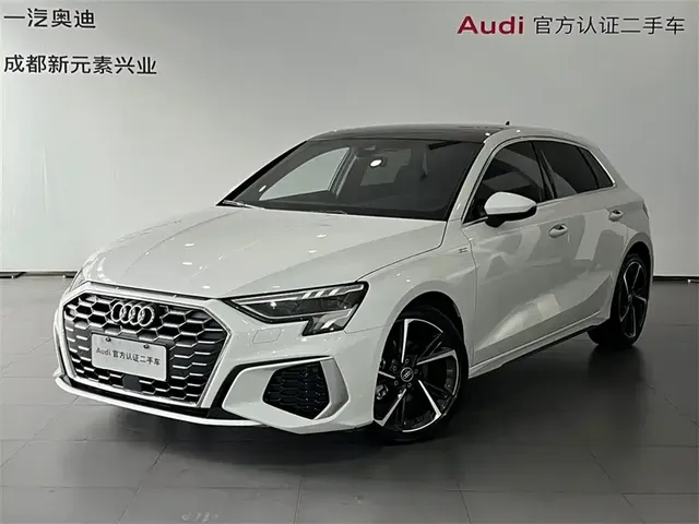 Audi A3 2024 Model Sportback 35 TFSI Fashion Sport