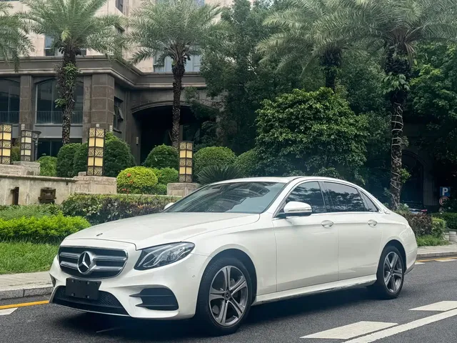 Mercedes-Benz E-Class 2019 E 200 L Sport