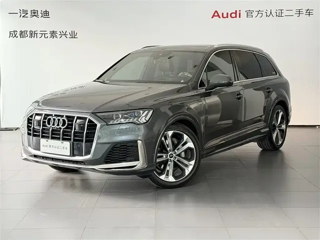 Audi Q7 2023 55 TFSI quattro S line Sport