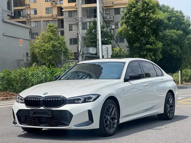 BMW 3 Series 2024 330Li M Sport Shadowline Package