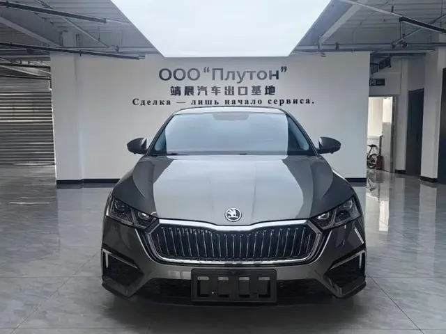 Škoda Octavia 2023 Facelift PRO TSI280 Premium Edition