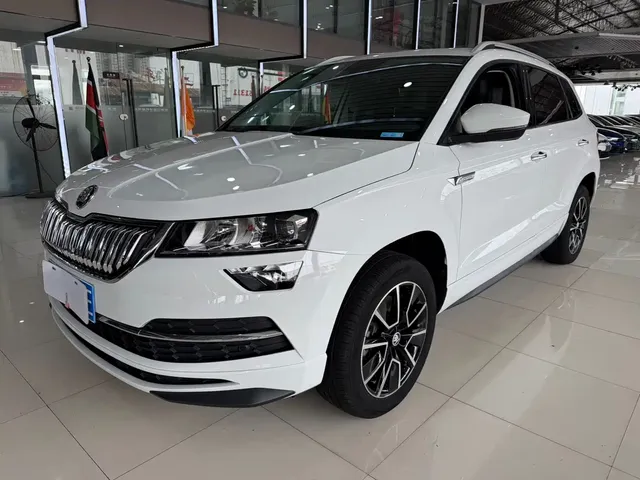 Škoda Karoq 2023 TSI280 Premium Edition