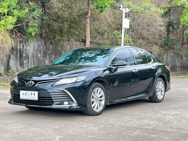 Toyota Camry 2023 2.0G Luxury Edition