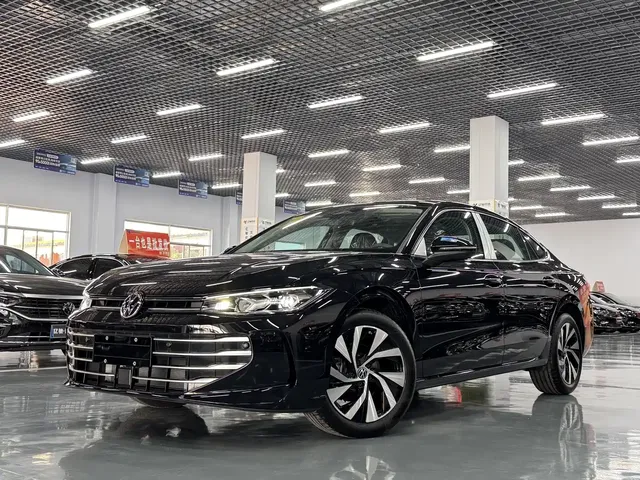 Volkswagen Passat 2025 Pro 300TSI Dragon Glory Edition