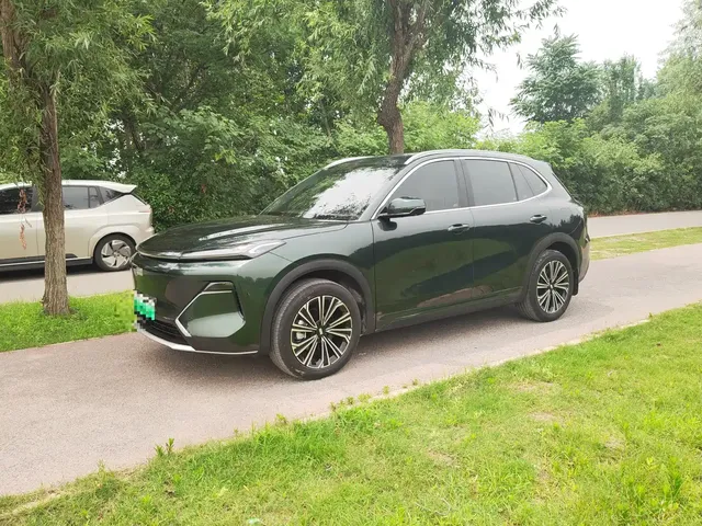 Geely Galaxy Starship 7 EM-i 2025 120km Navigation Edition