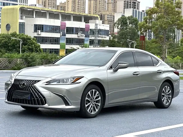 Lexus ES 2023 200 Excellence Edition