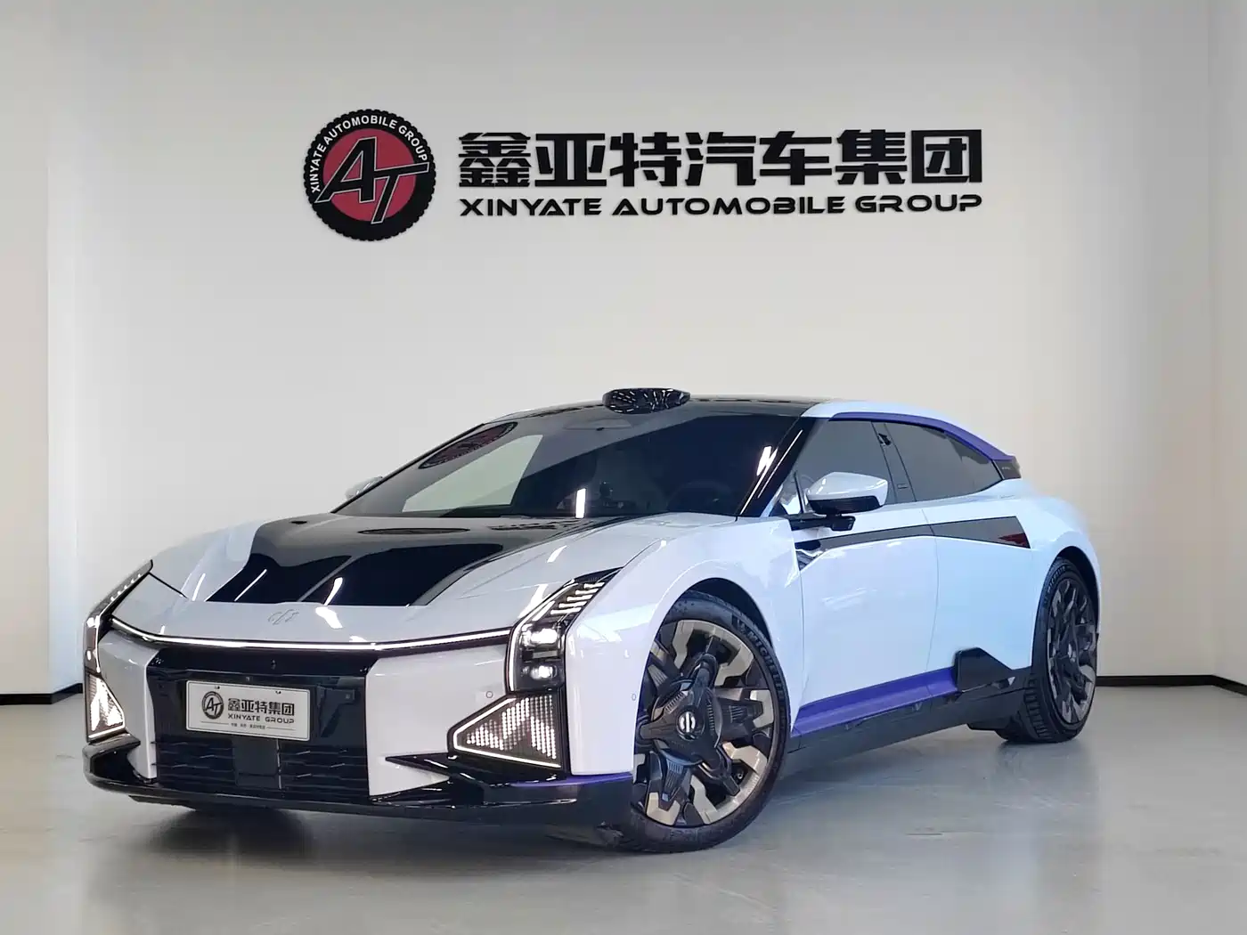 HiPhi Z 2023 4-Seater Edition