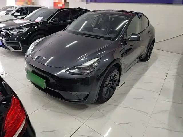 Tesla Model Y 2024 Long Range AWD